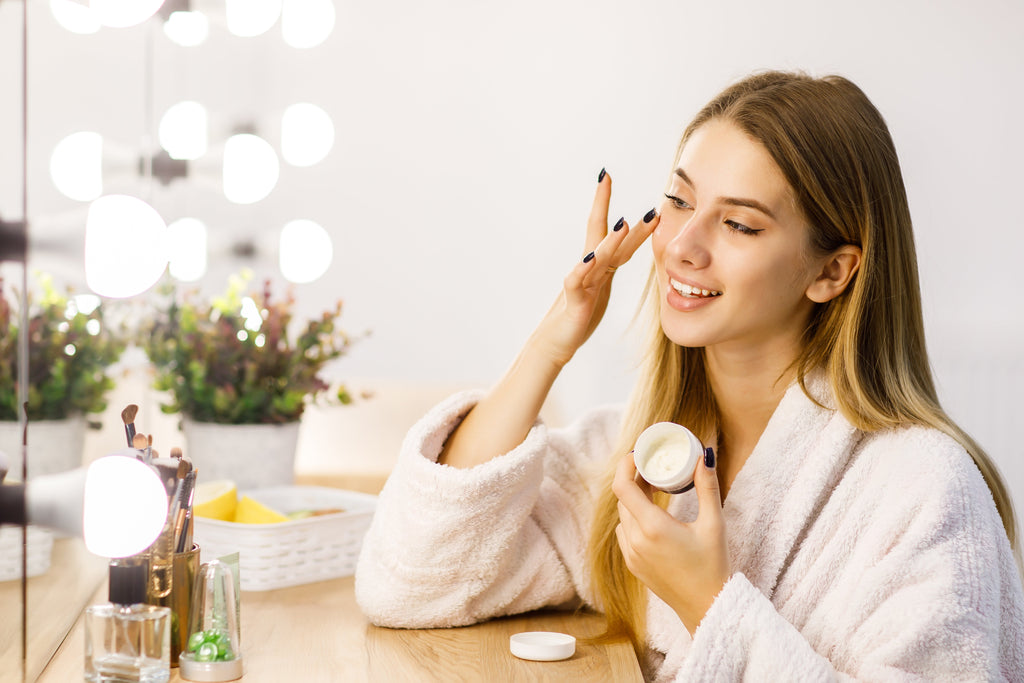 Best Lightweight Natural Glow Cream in Pakistan for Healthy Radiant Skin